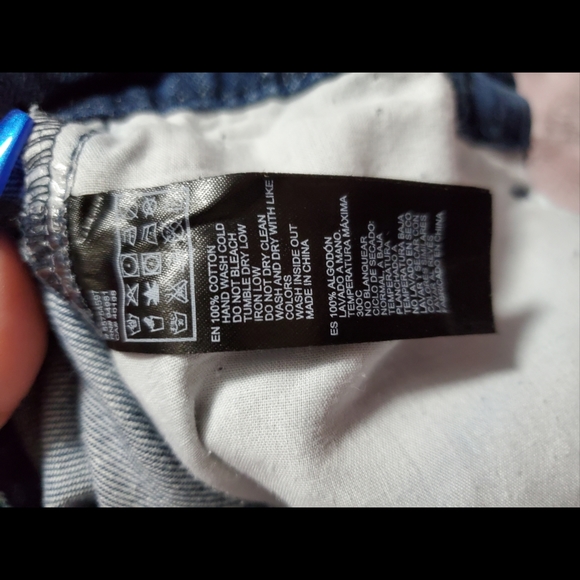 Rhinestone distressed jean shorts - Picture 5 of 5